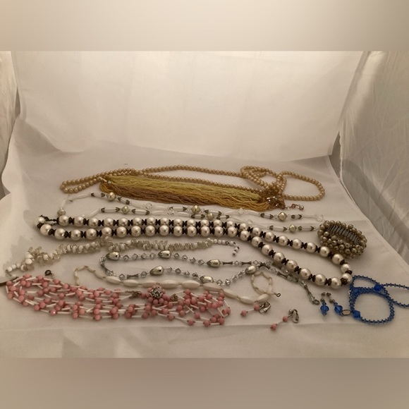 unbranded Jewelry Broken Lot Costume Jewelry Repair Parts Repurpose